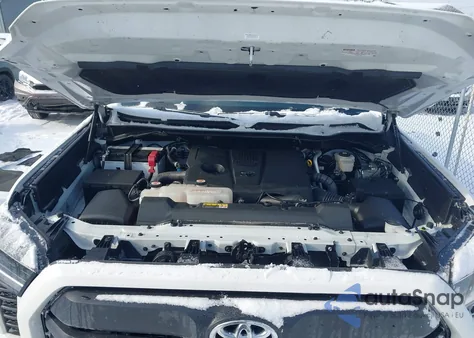 2022 Toyota Tundra Sr5 из США, поврежденный, VIN 5TFLA5DA8NX050945